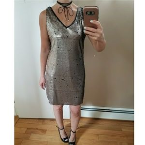 Romeo & Juliet metallic silver sequin mini sleeveless sheath dress M